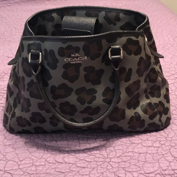Coach Purse - Picture 3 of 5
